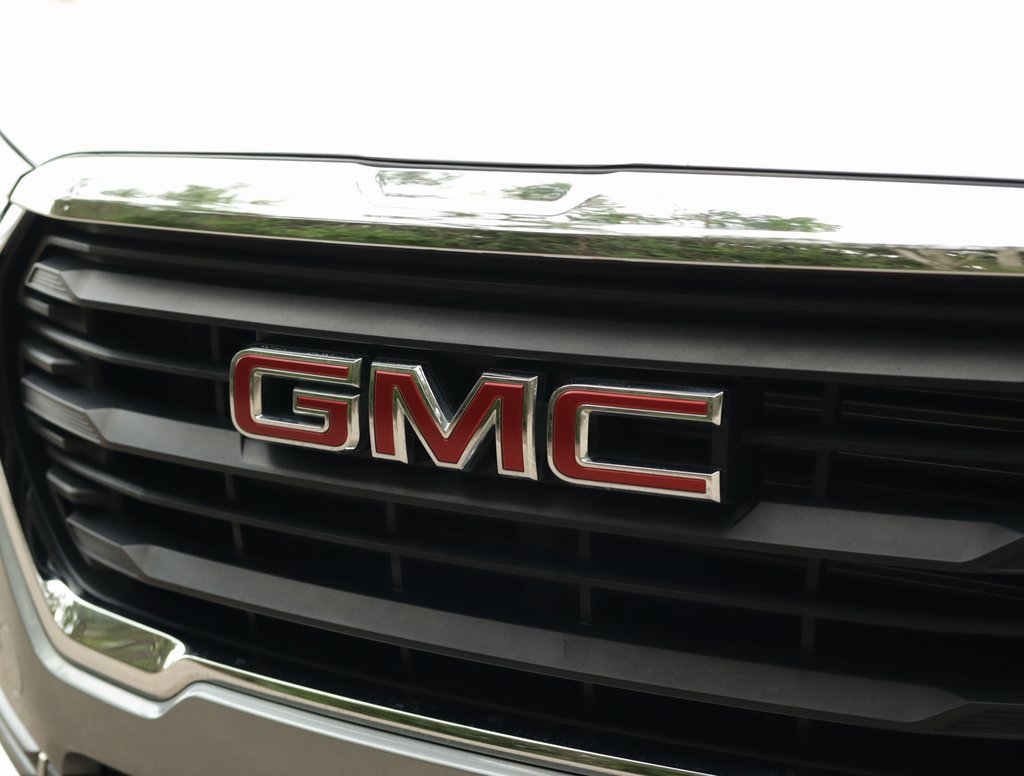 2023 Gmc Terrain SLE photo 28