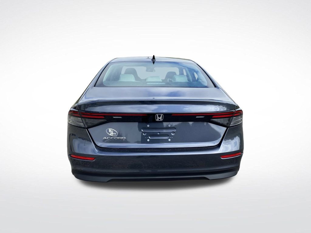 2025 Honda Accord SE photo 12