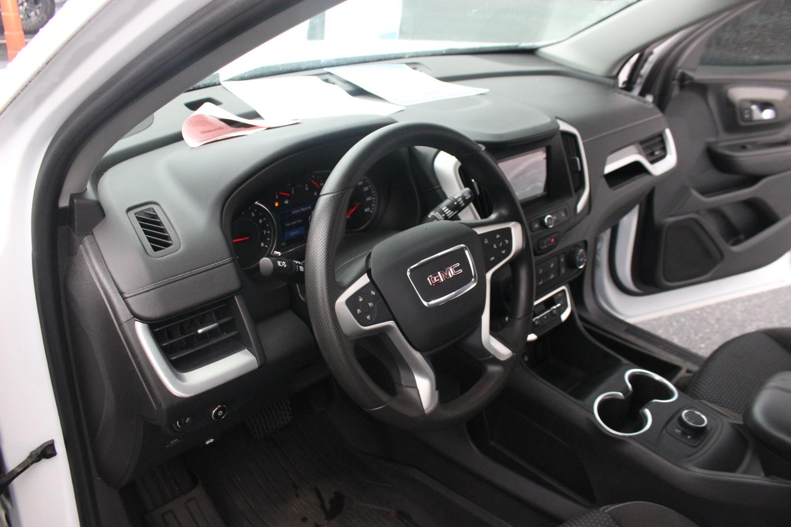2022 Gmc Terrain SLE photo 14