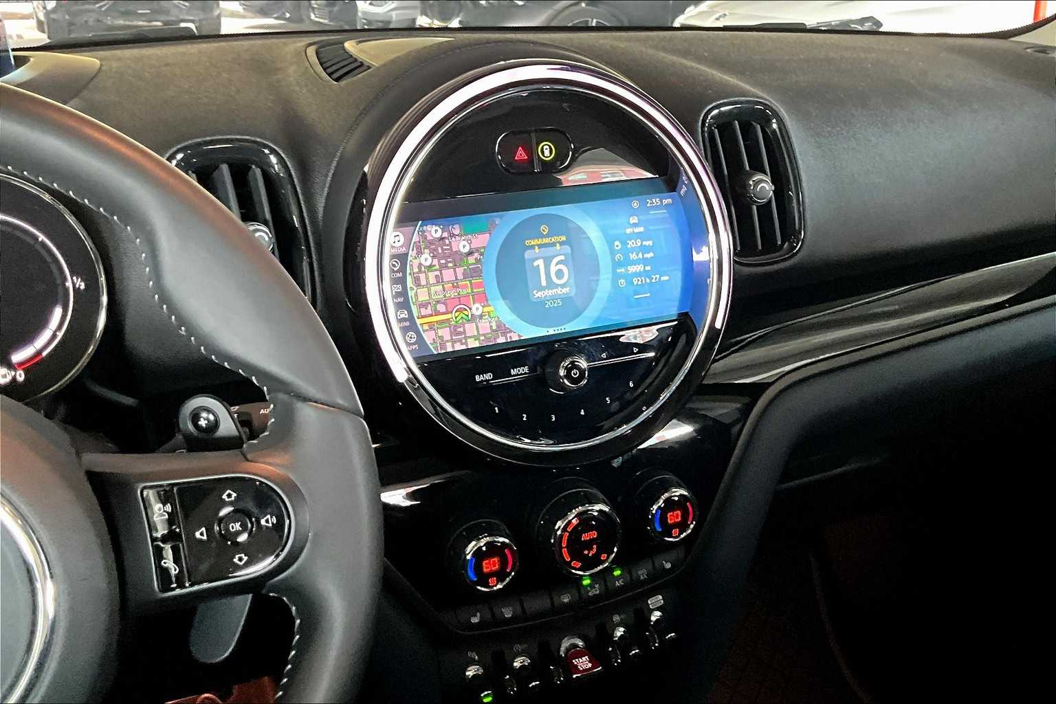 2023 Mini Countryman S photo 5