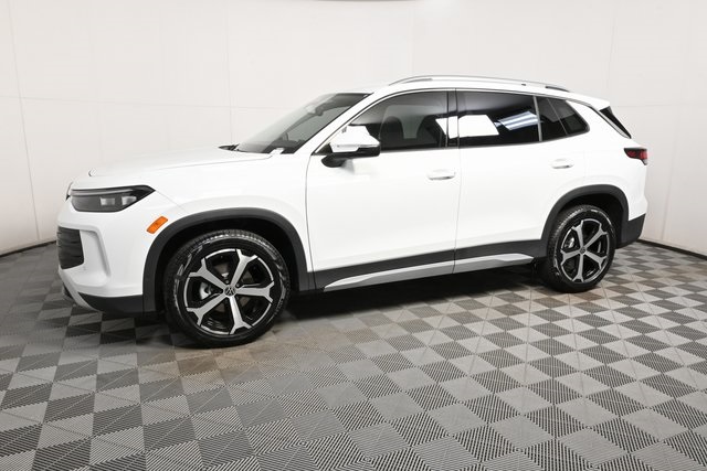 2025 Volkswagen Tiguan SE photo 18