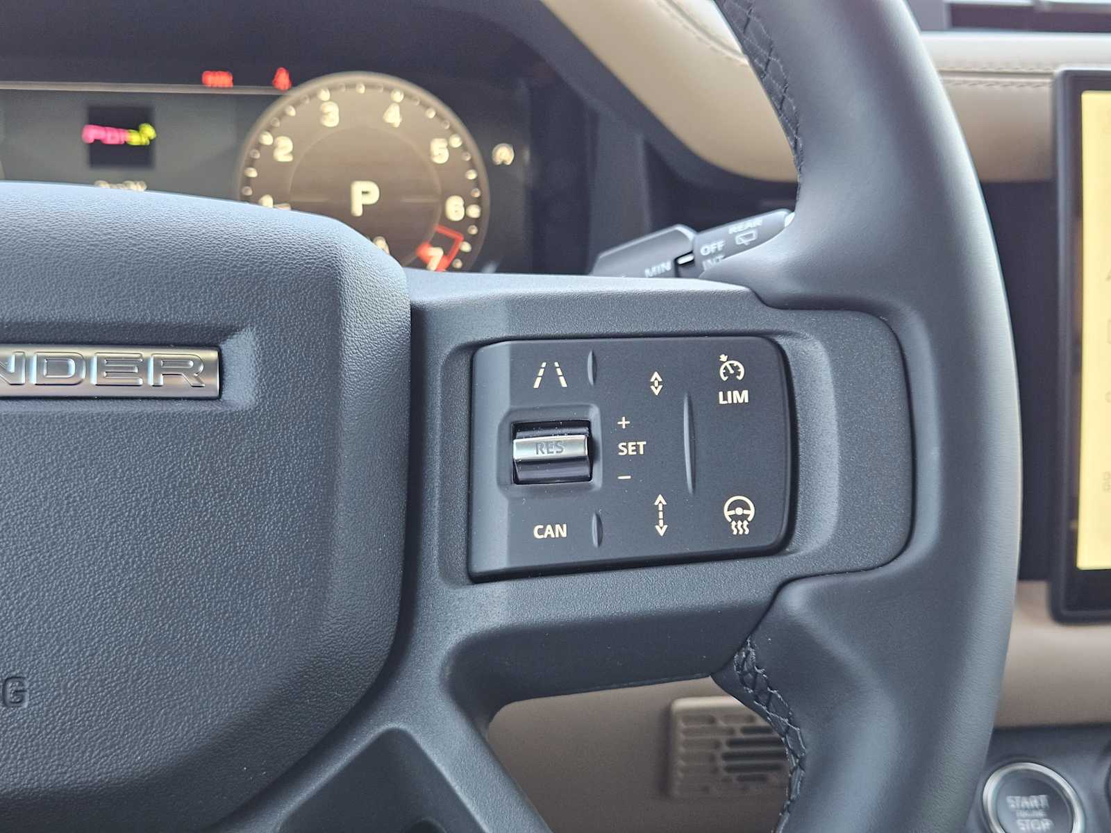 New 2025 GONDWANA STONE Land Rover X-Dynamic SE image 29