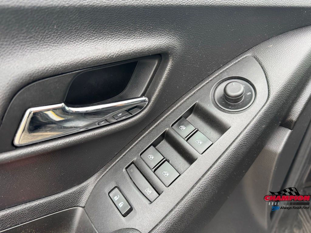 2019 Chevrolet Trax LT photo 11