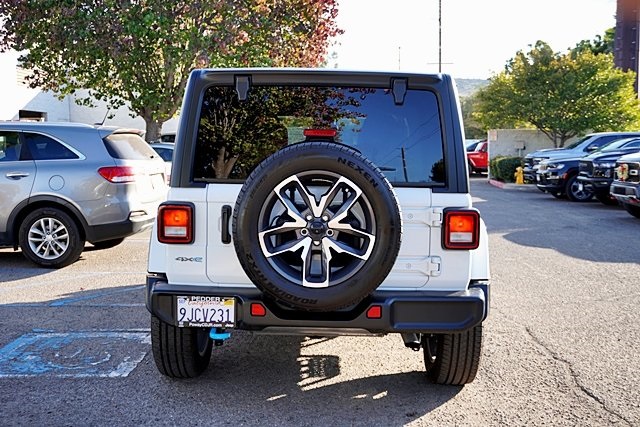 Used 2024 White Jeep Sport S 4xe image 8