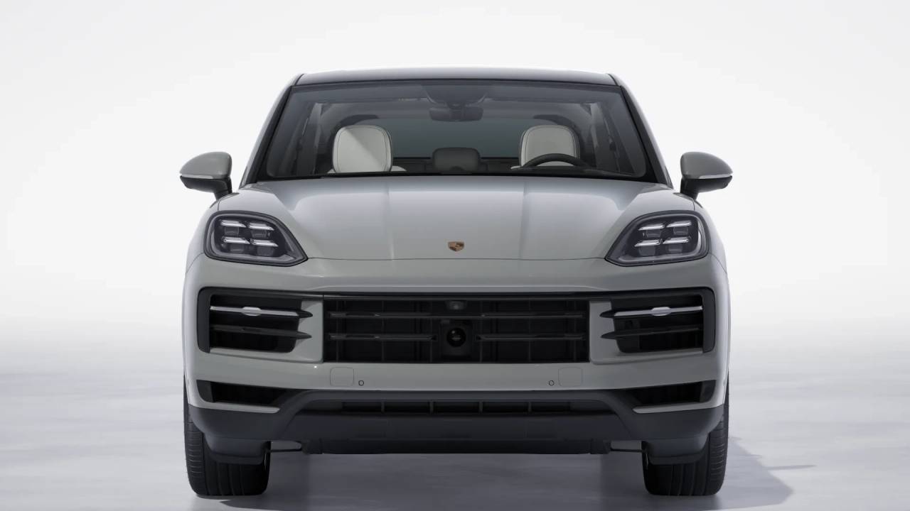 2026 Porsche Cayenne S Coupe photo 9