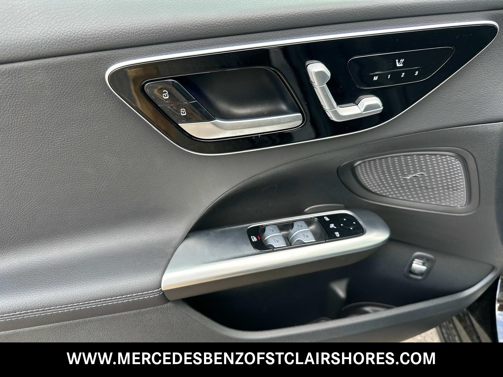 2025 Mercedes Benz C 300 4MATIC photo 16