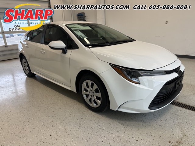 2026 Toyota Corolla LE's photo