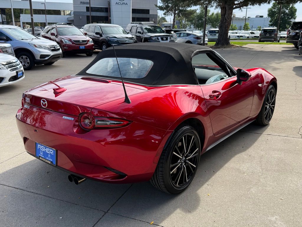 2024 Mazda MX-5 Miata Miata Grand Touring photo 4