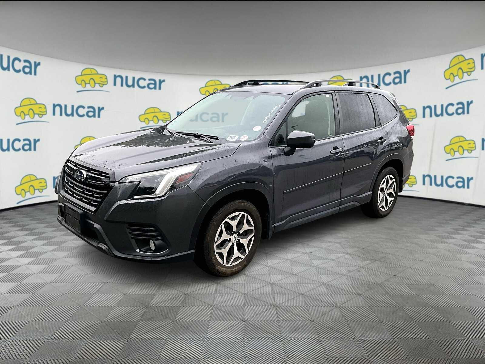 2023 Subaru Forester Premium photo 2