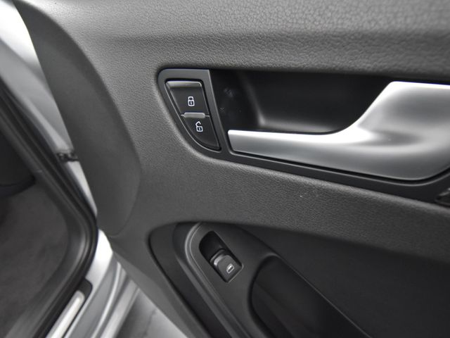 2010 Audi A4 2.0T Avant Premium Plus Quattro photo 36
