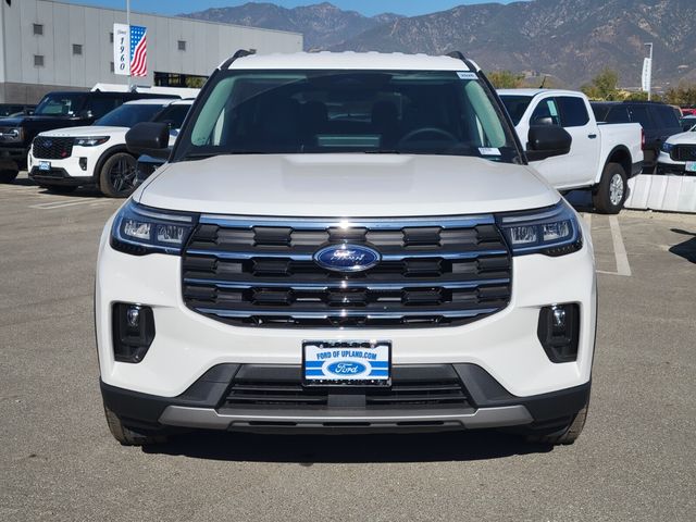 2026 Ford Explorer photo 4