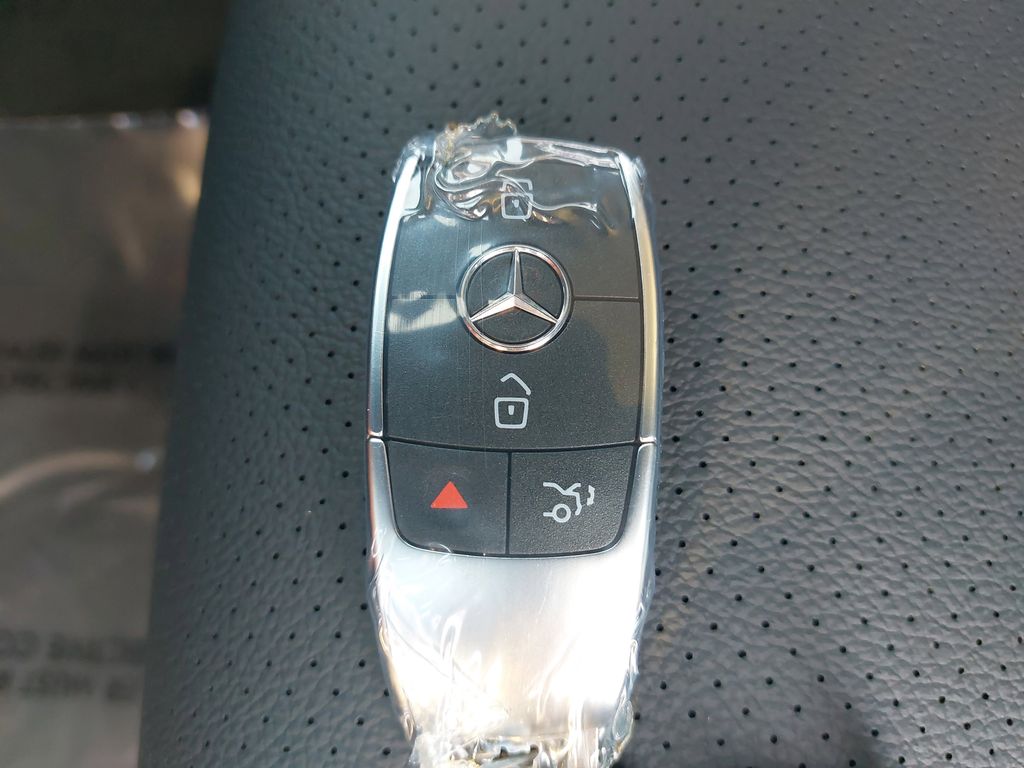 2025 Mercedes Benz GLE 350 4MATIC photo 36