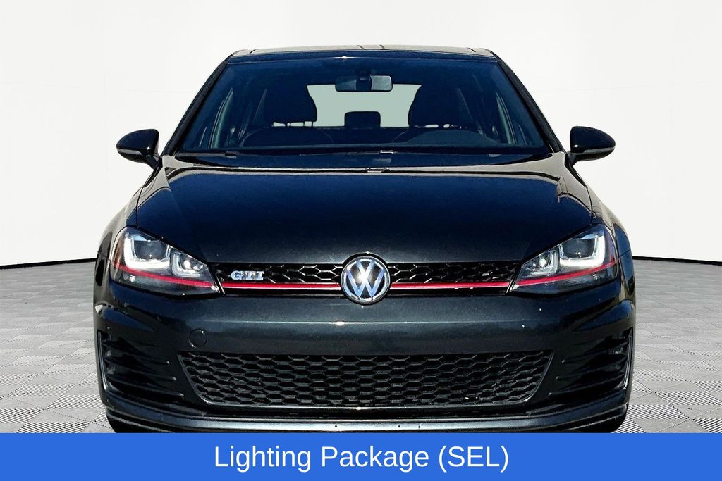 2016 Volkswagen Golf GTI SE photo 3