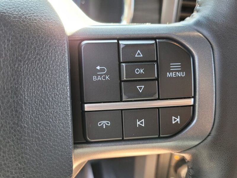 2024 Ford F-150 Lariat photo 22