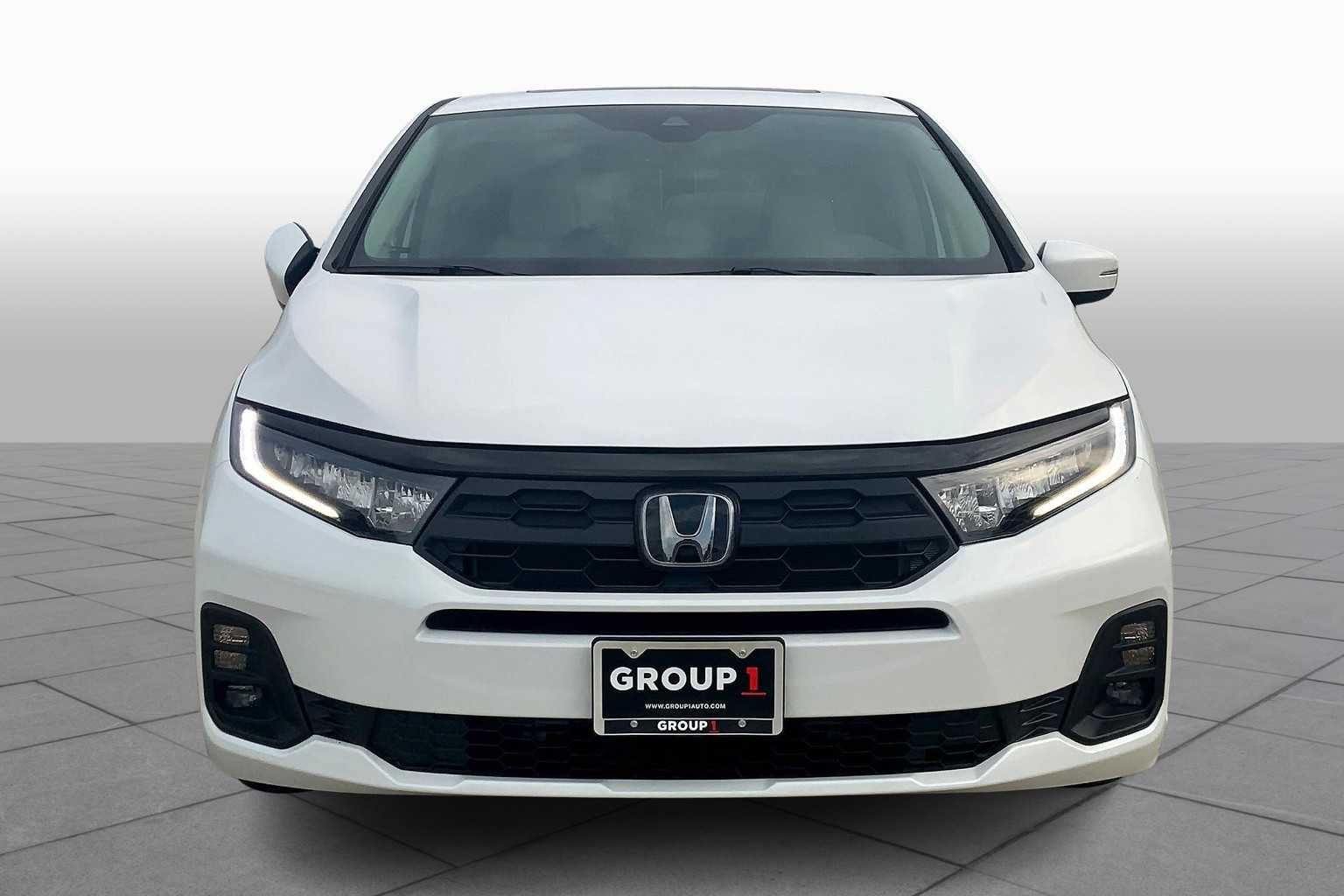 2026 Honda Odyssey EX-L photo 3