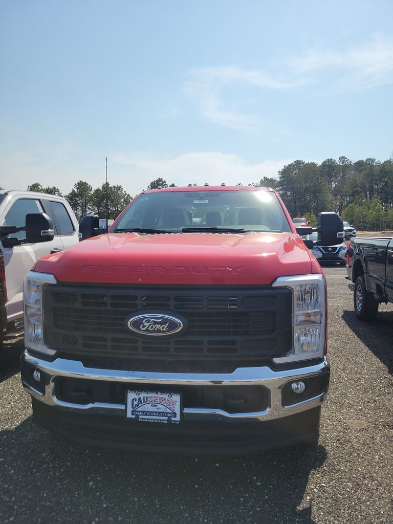 2025 Ford F-250 XL photo 2