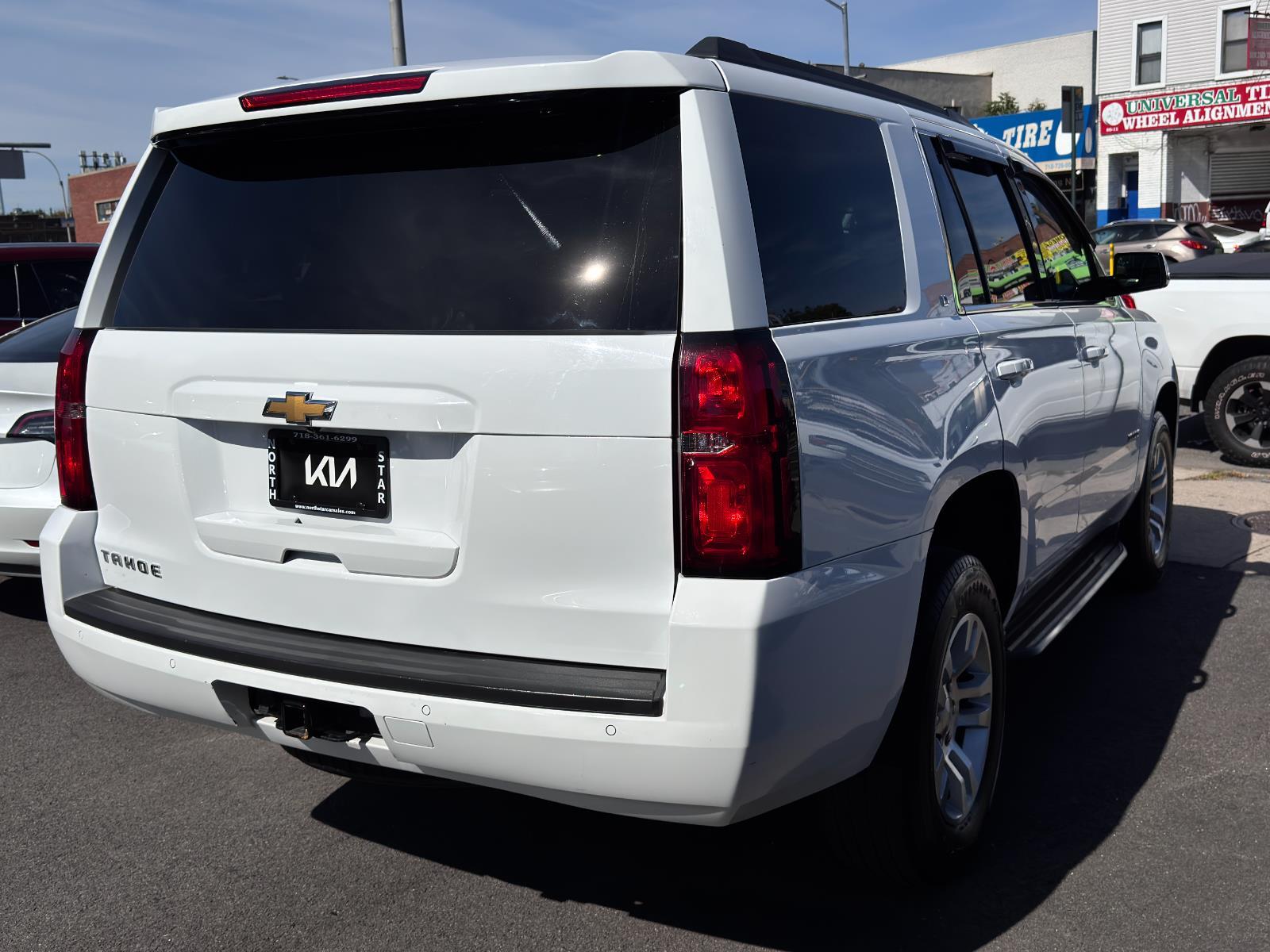 2019 Chevrolet Tahoe LT photo 4