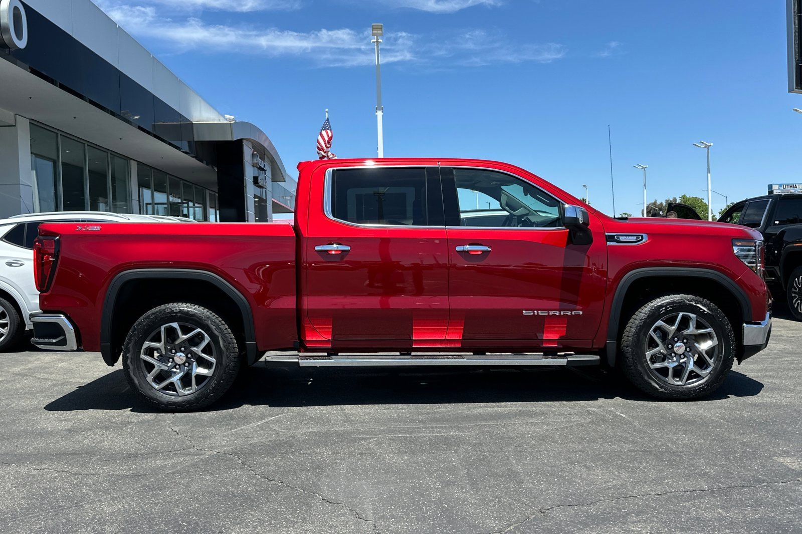 2025 Gmc Sierra 1500 SLT photo 4