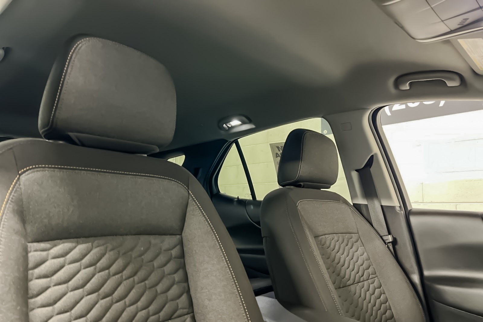 2021 Chevrolet Equinox LT photo 13