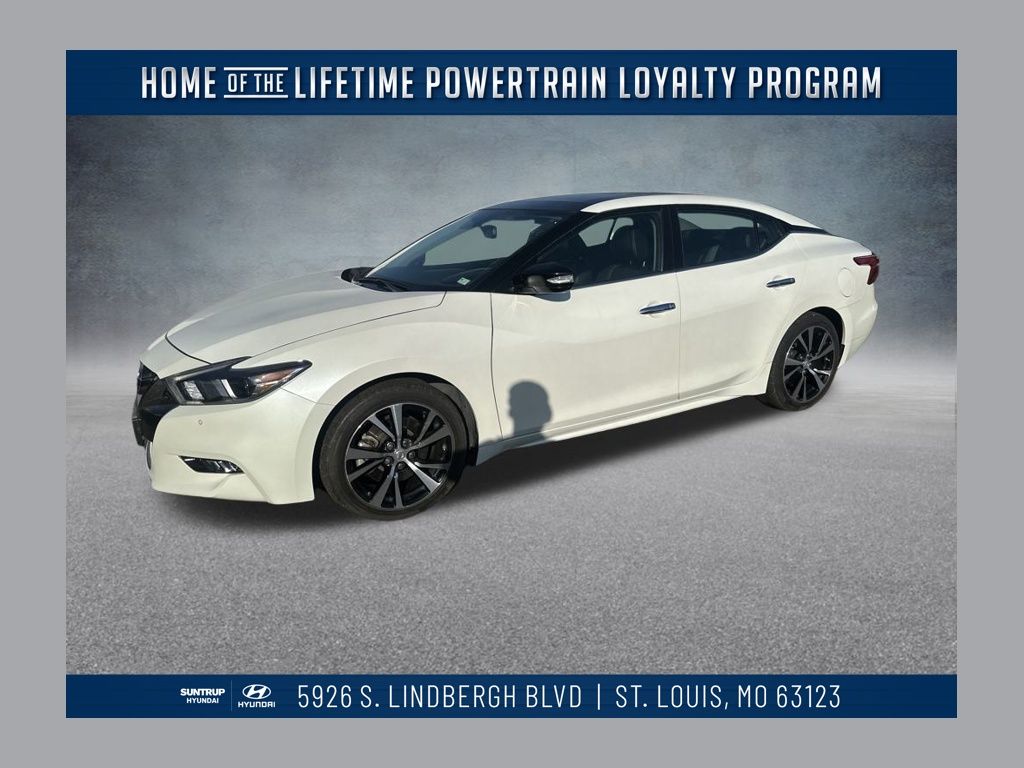 2017 Nissan Maxima SL's photo