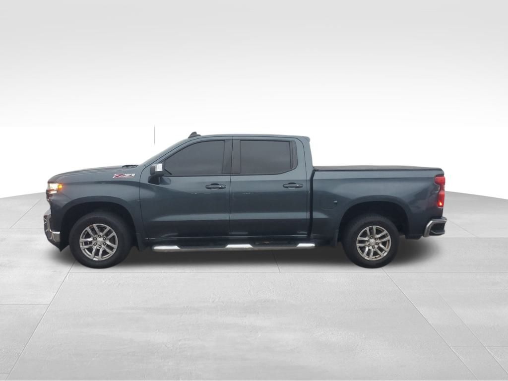 2019 Chevrolet Silverado 1500 LT photo 2