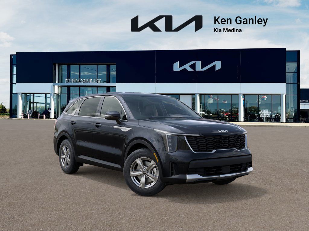 2026 Kia Sorento LX photo 5