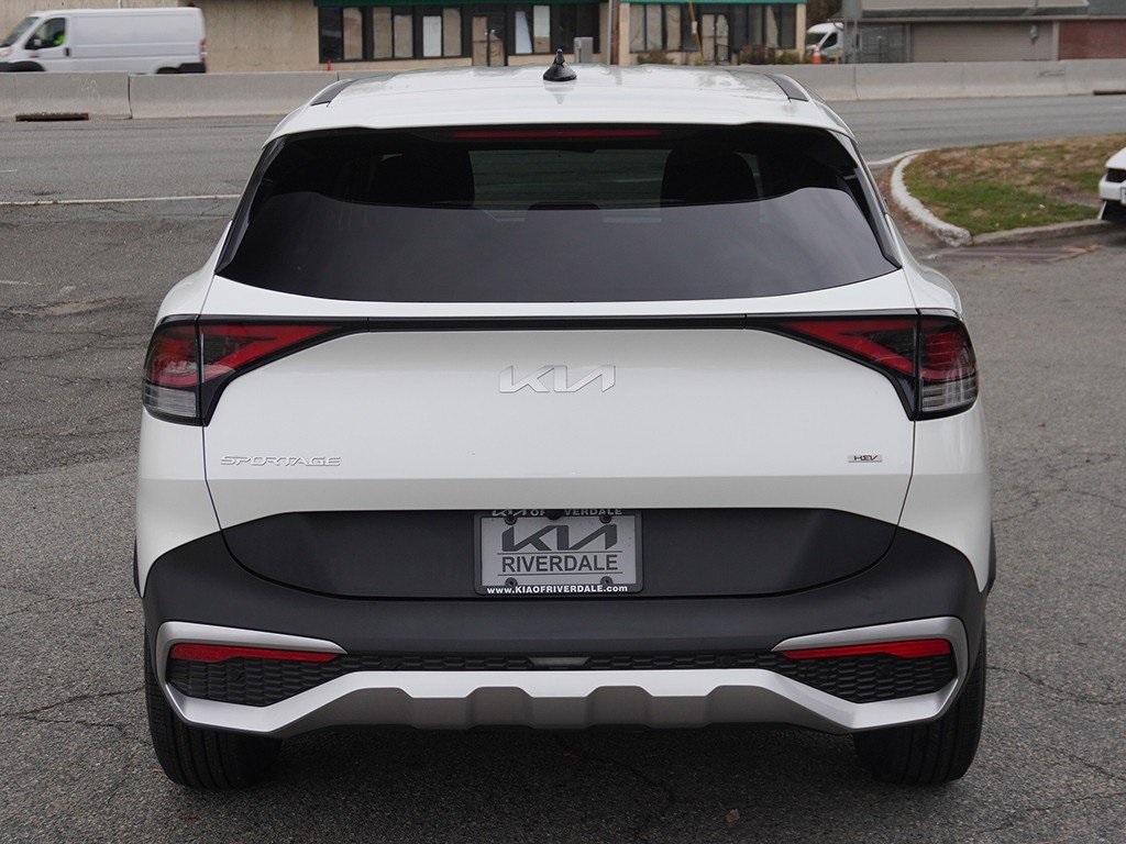 2023 Kia Sportage Hybrid LX photo 3