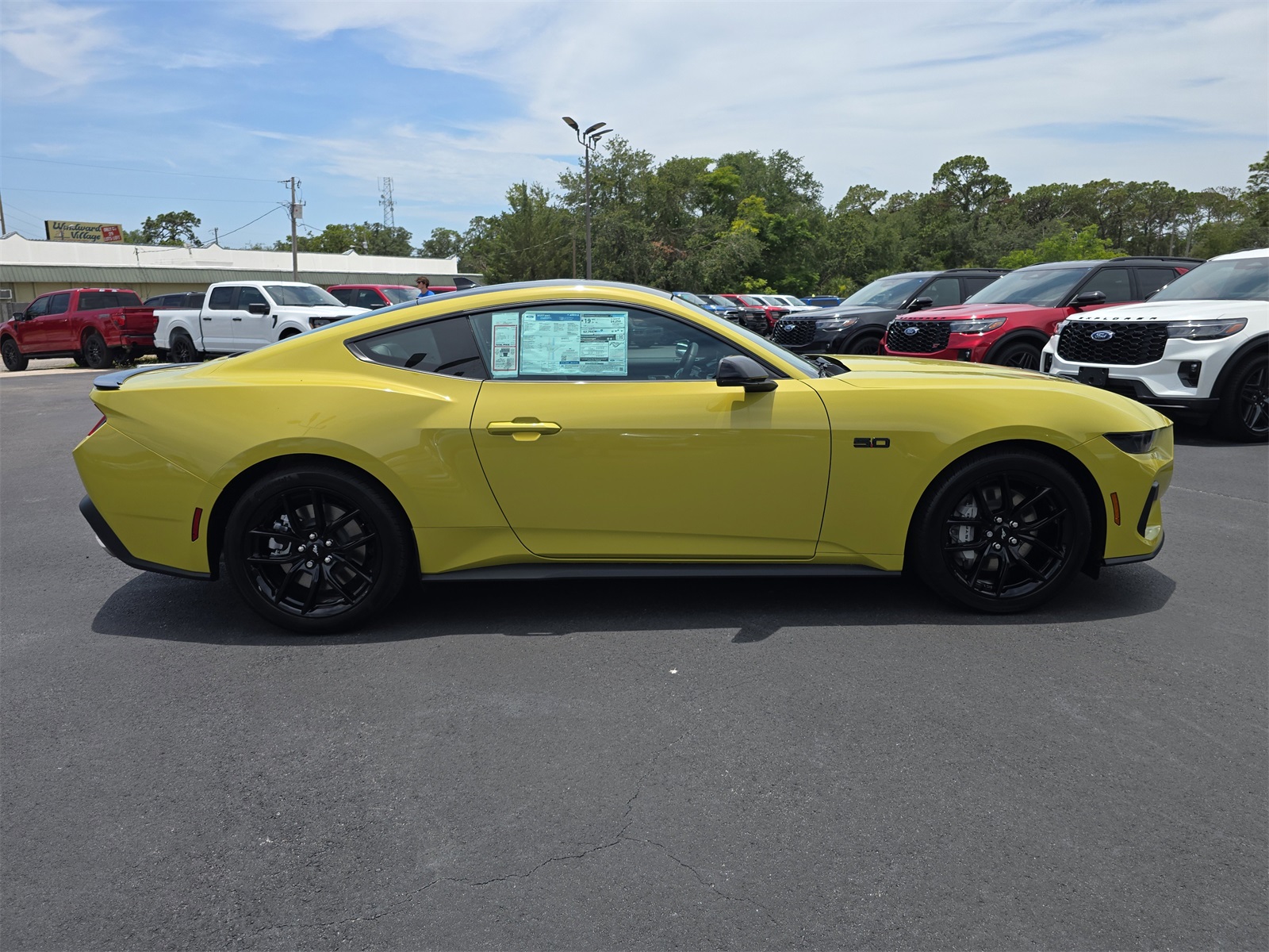 2025 Ford Mustang GT Premium photo 4