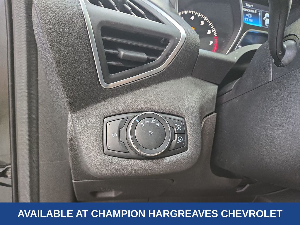 2013 Ford Escape Titanium photo 16