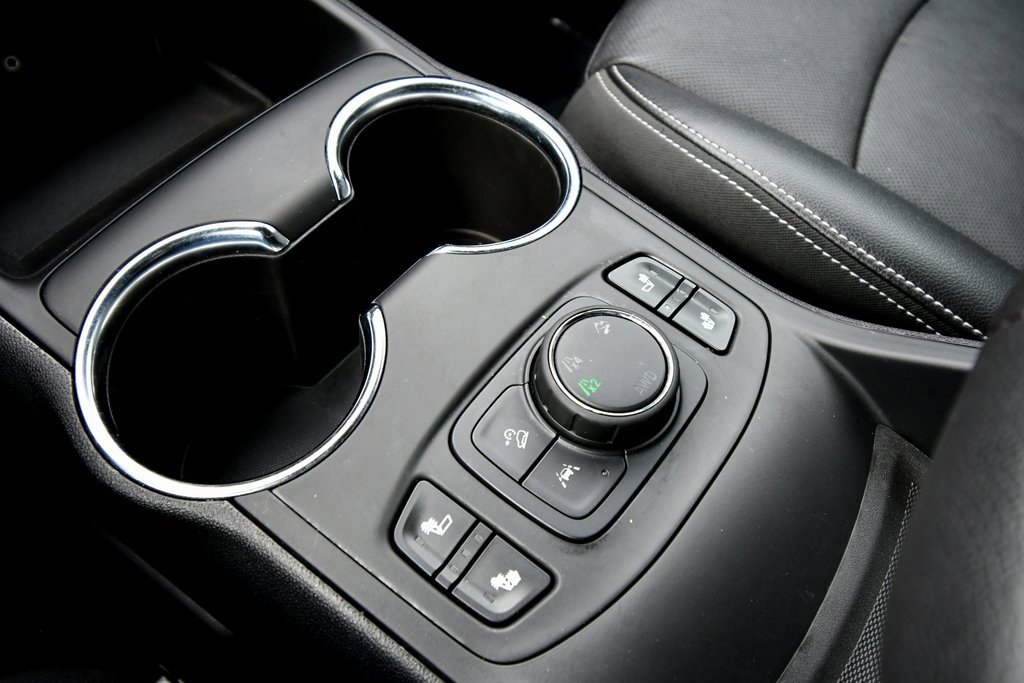 2024 Gmc Terrain SLT photo 23