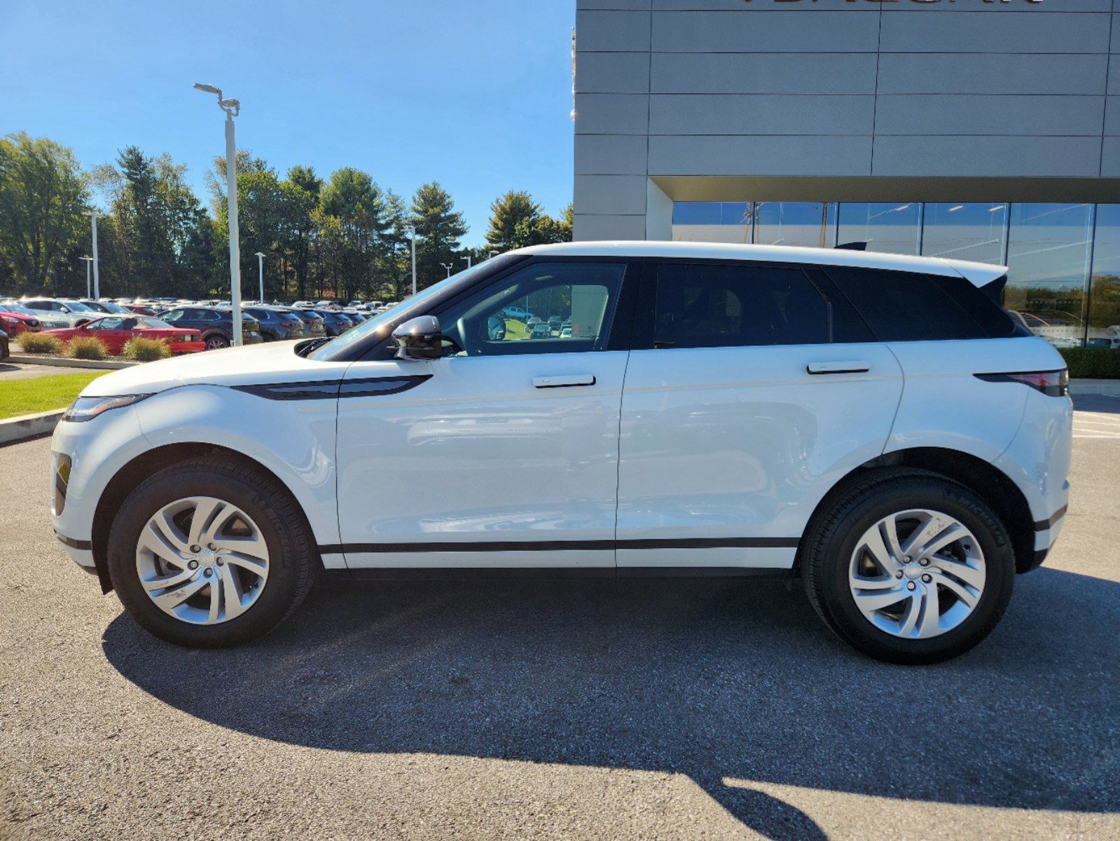 2024 Land Rover Range Rover Evoque S photo 5