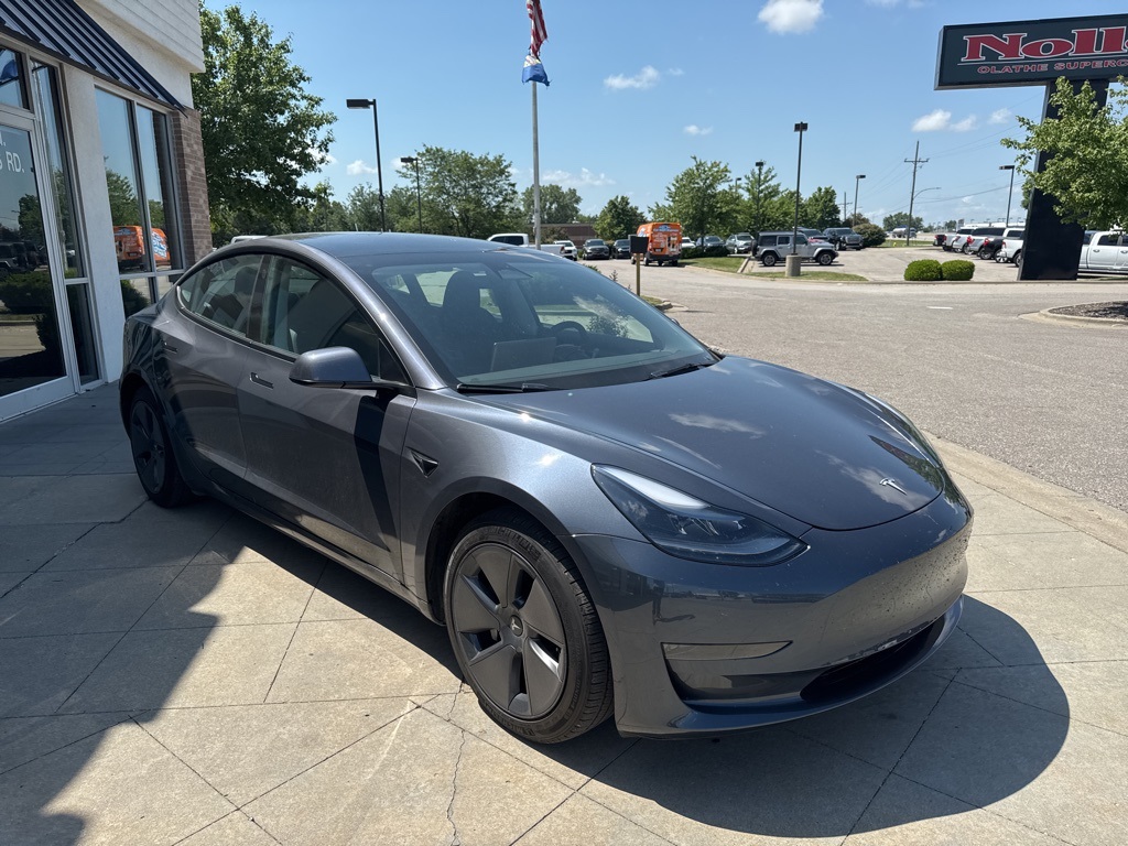 2023 Tesla Model 3 photo 6