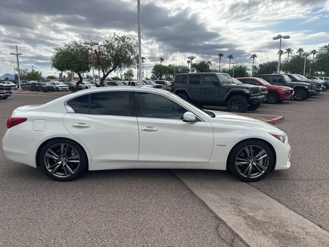 2014 Infiniti Q50 Hybrid Sport photo 2