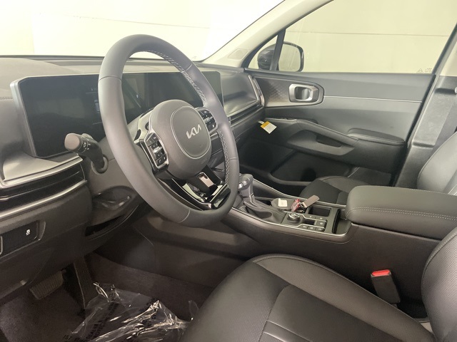 2025 Kia Sorento S photo 17