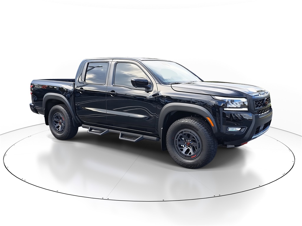 2026 Nissan Frontier Crew Cab PRO-4X photo 2