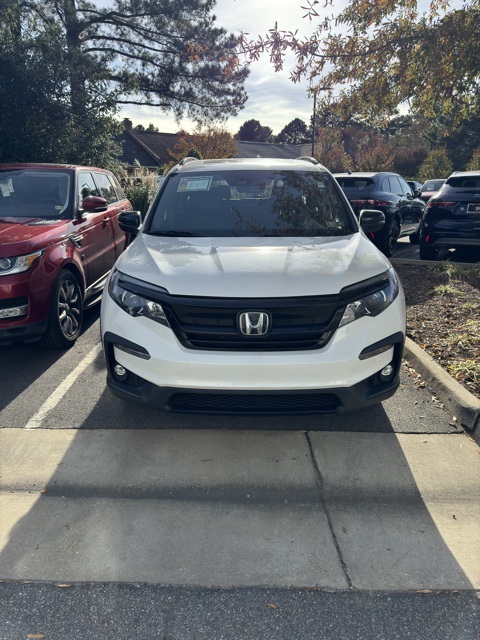 2022 Honda Pilot TrailSport photo 2