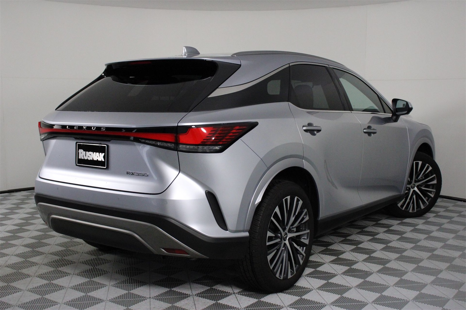 2024 Lexus RX 350 Premium photo 3