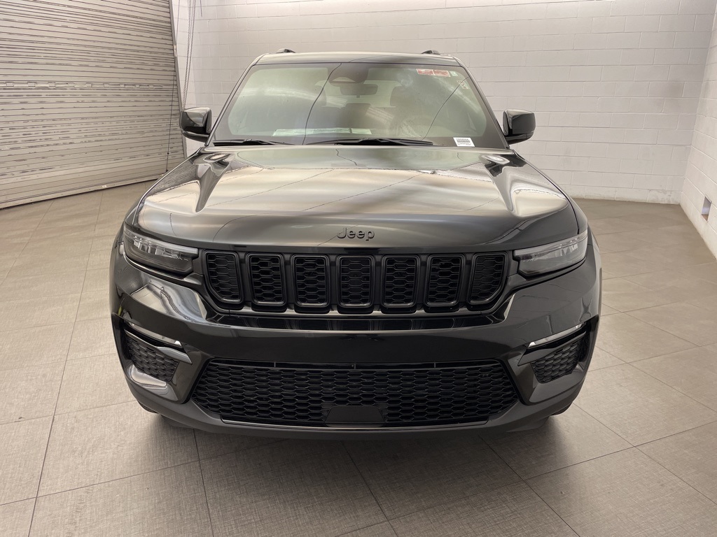 2025 Jeep Grand Cherokee Limited photo 4