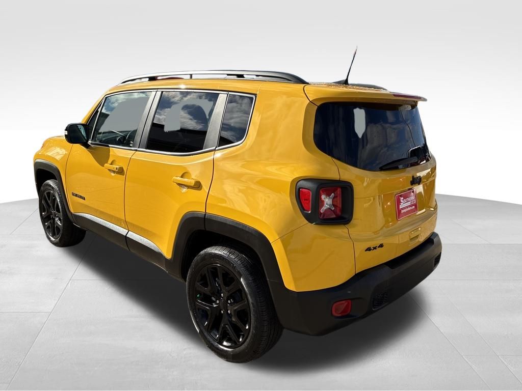 2023 Jeep Renegade Altitude photo 3