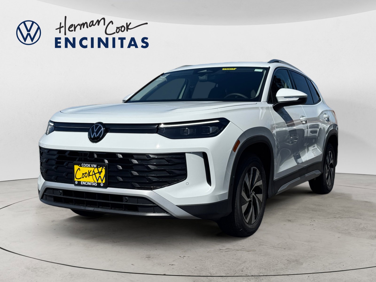 2025 Volkswagen Tiguan S's photo