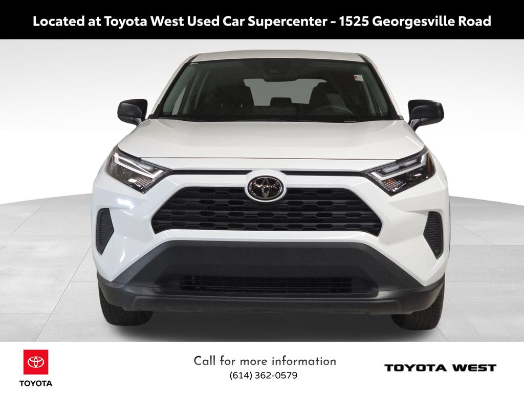 2025 Toyota RAV4 LE photo 2