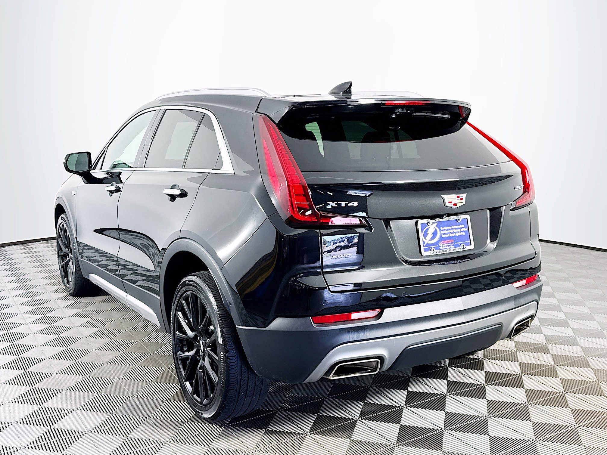 2022 Cadillac XT4 Premium Luxury photo 5