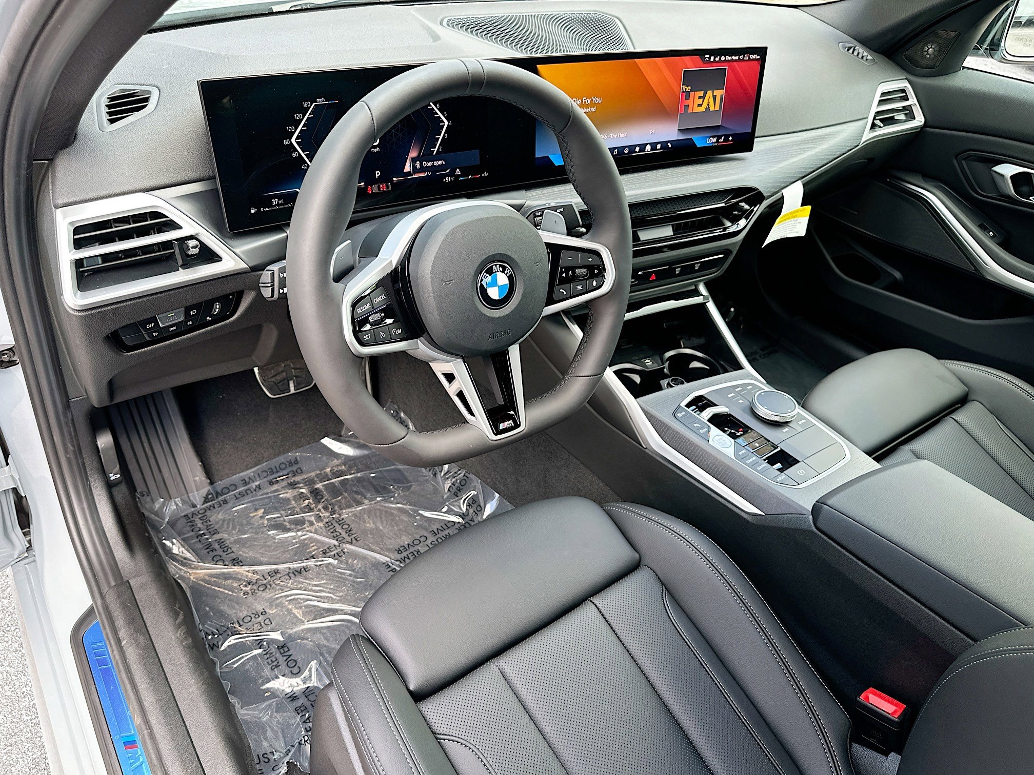 2026 Bmw 330i photo 9