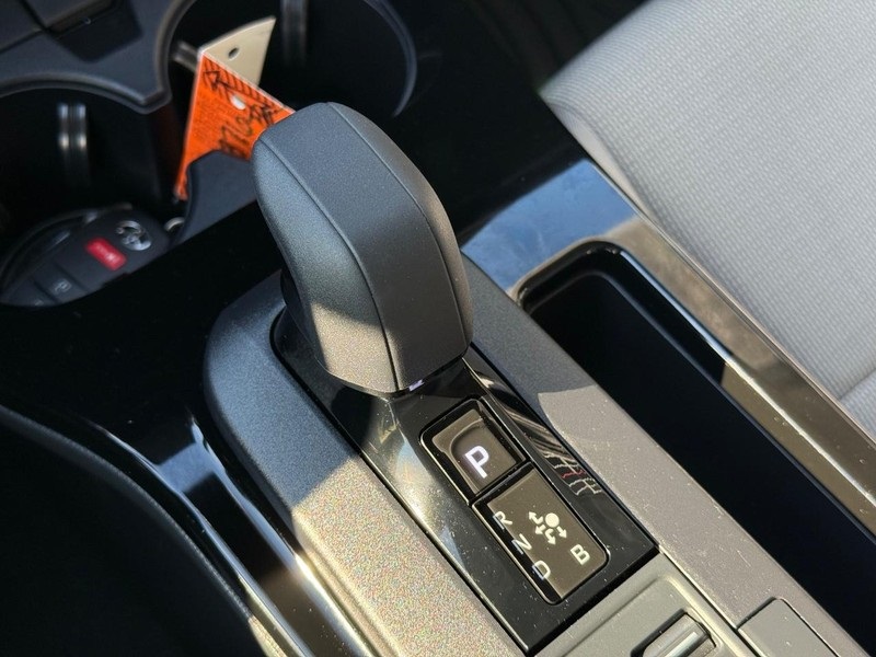 2024 Toyota Prius LE photo 26