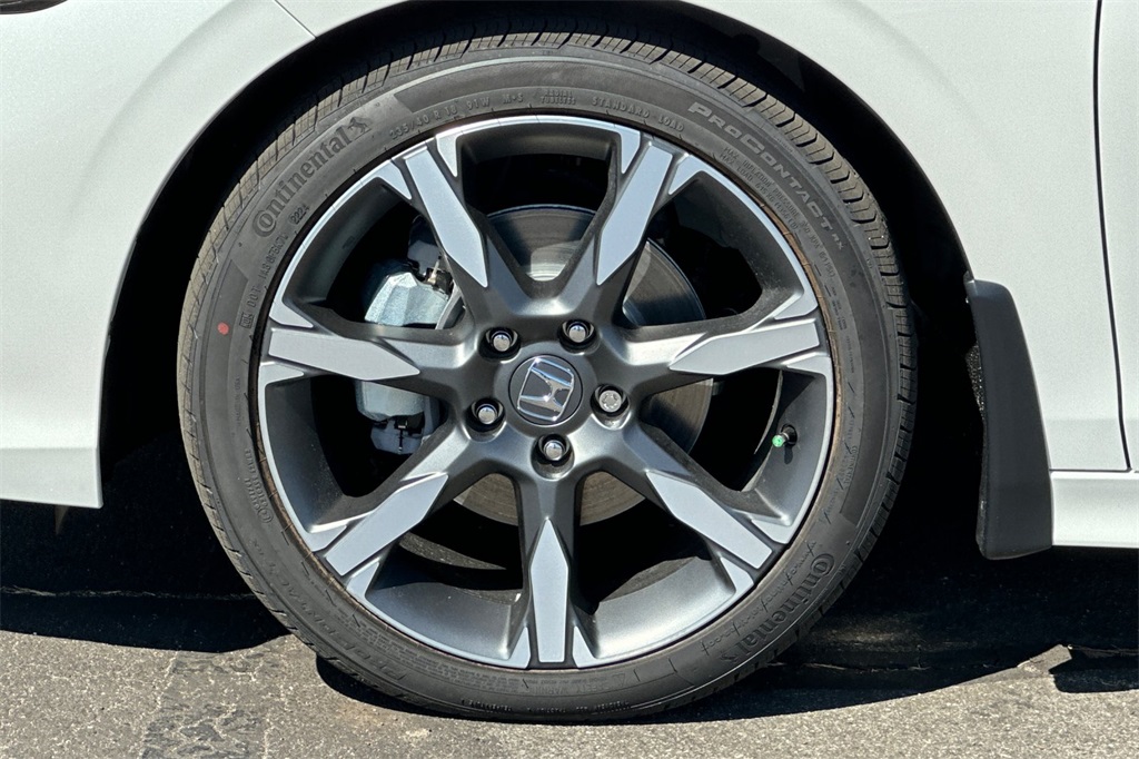 2025 Honda Civic Hybrid Sport Touring photo 27