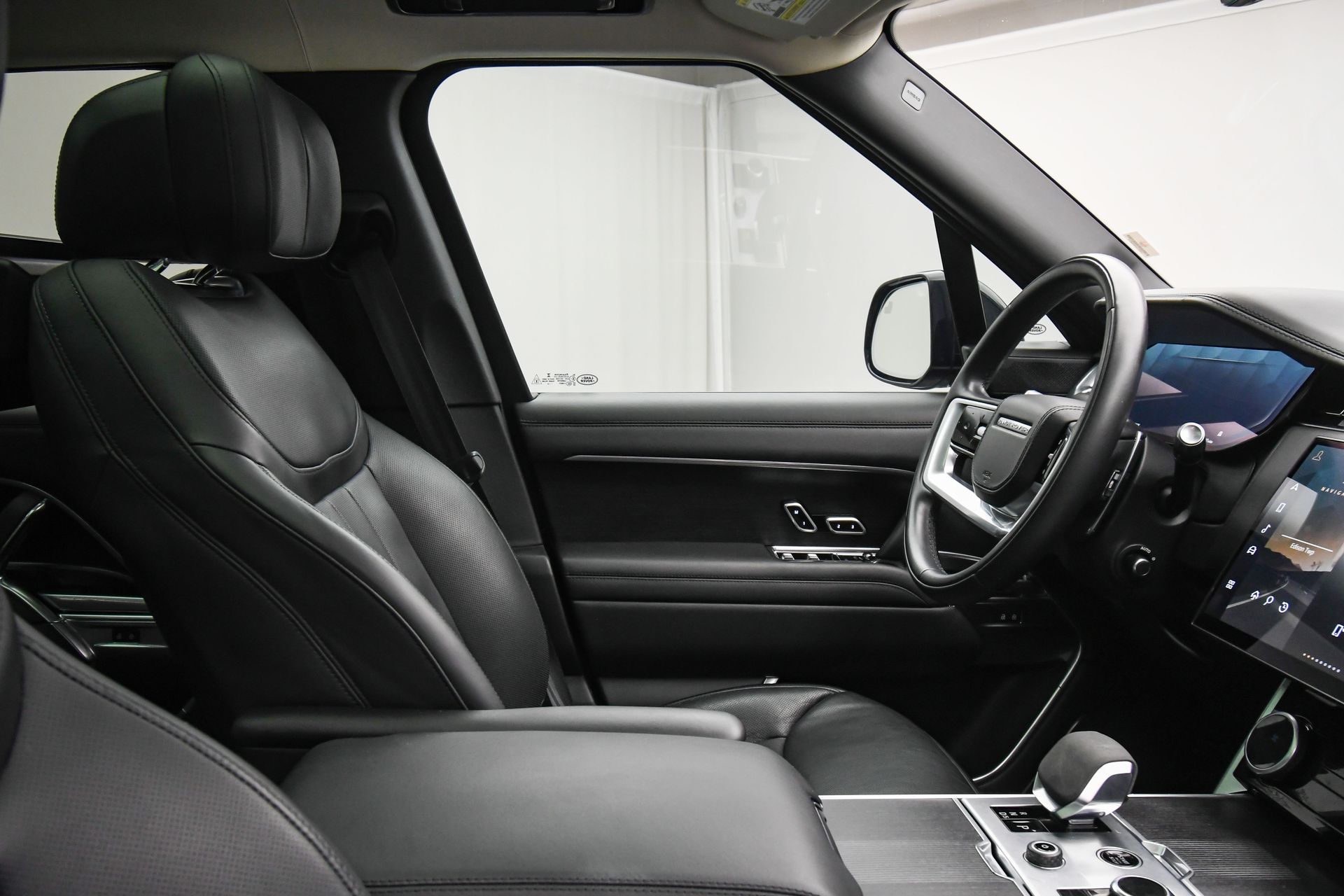 2022 Land Rover Range Rover First Edition photo 43