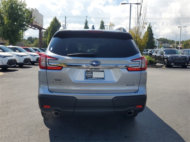 2024 Subaru Ascent Touring photo 2