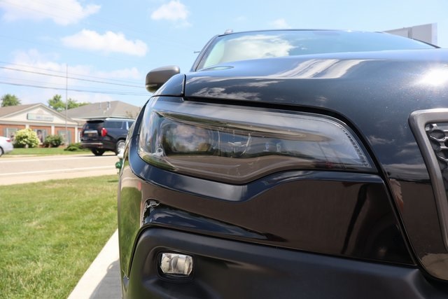2020 Jeep Cherokee Trailhawk photo 3