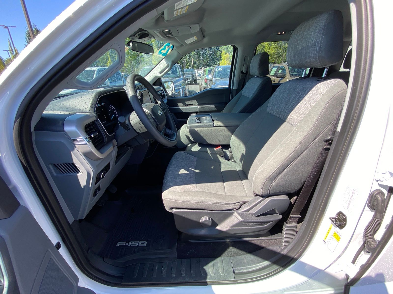 2023 Ford F-150 XLT photo 9