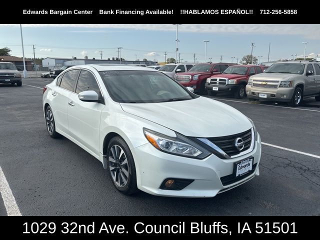 Used 2016 Nissan Altima SV with VIN 1N4AL3AP9GC141849 for sale in Council Bluffs, IA
